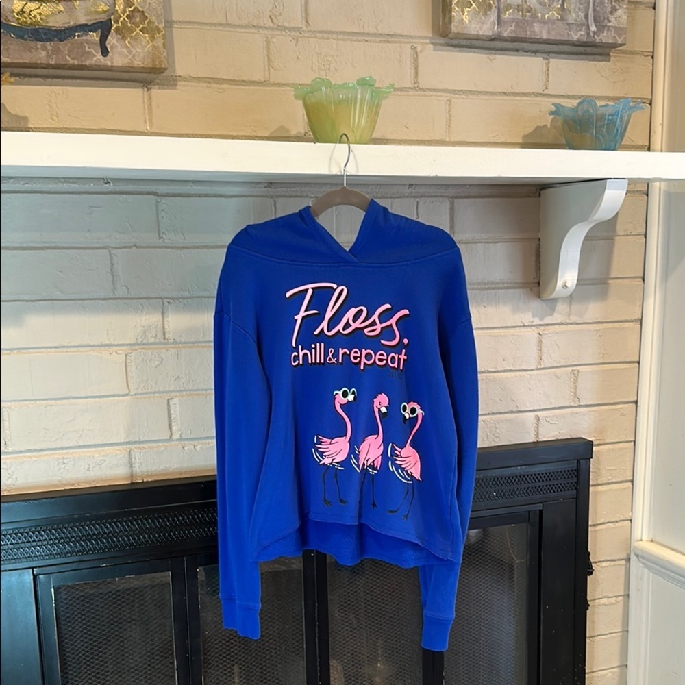 Justice👧🏻💕Sz12 Blue and Pink Crew Neck Sweater with Festive Flamingo Design